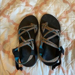 women chacos